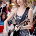 What You Can Learn From Taylor Swift’s New Album Instagram Teaser Campaign