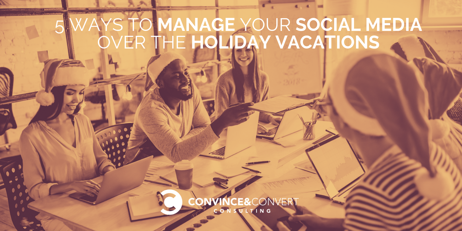 how to manage social media over holiday vacations